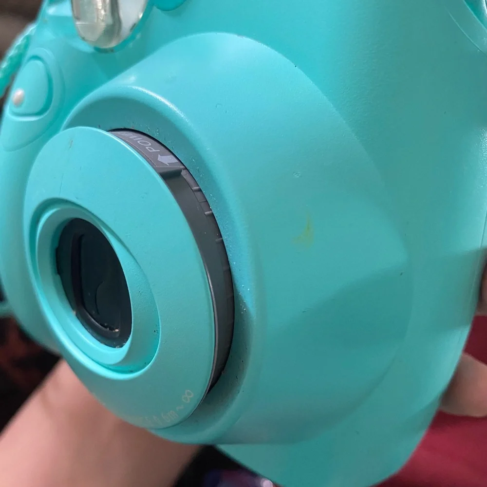 fujifilm instax mini 7s instant film camera in mint green